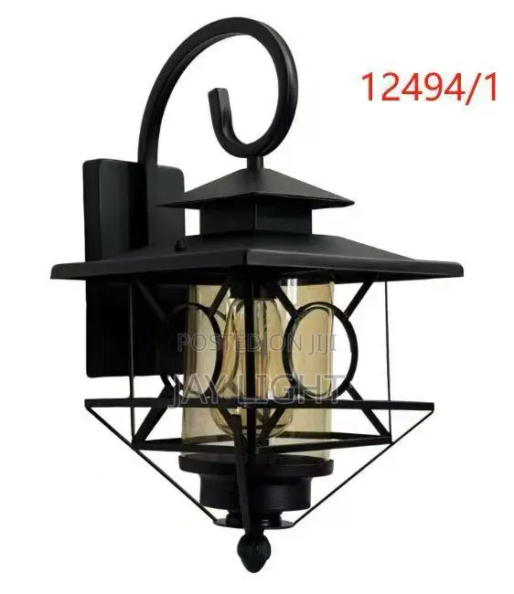 Wall Mounted Bulb Garden Gate Light