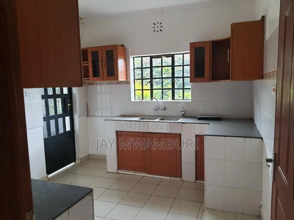 3bdrm Bungalow in Syokimau, Gateway Mall Area for sale