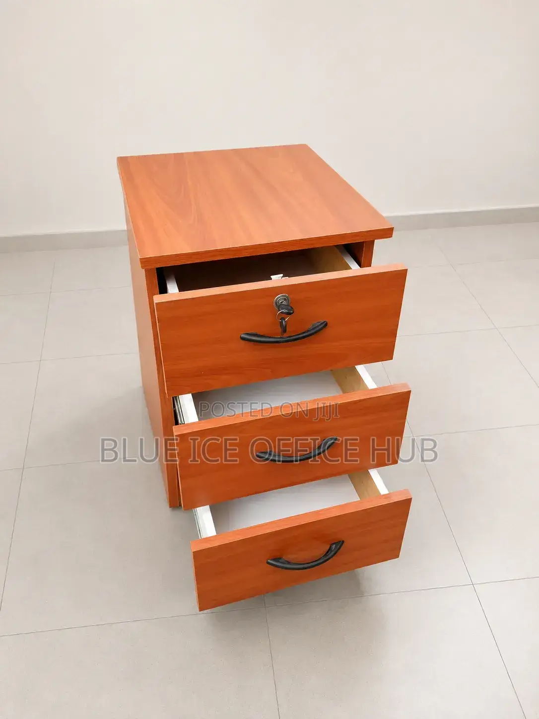 Comfort 3 Drawer Storing Pedestal Drawer
