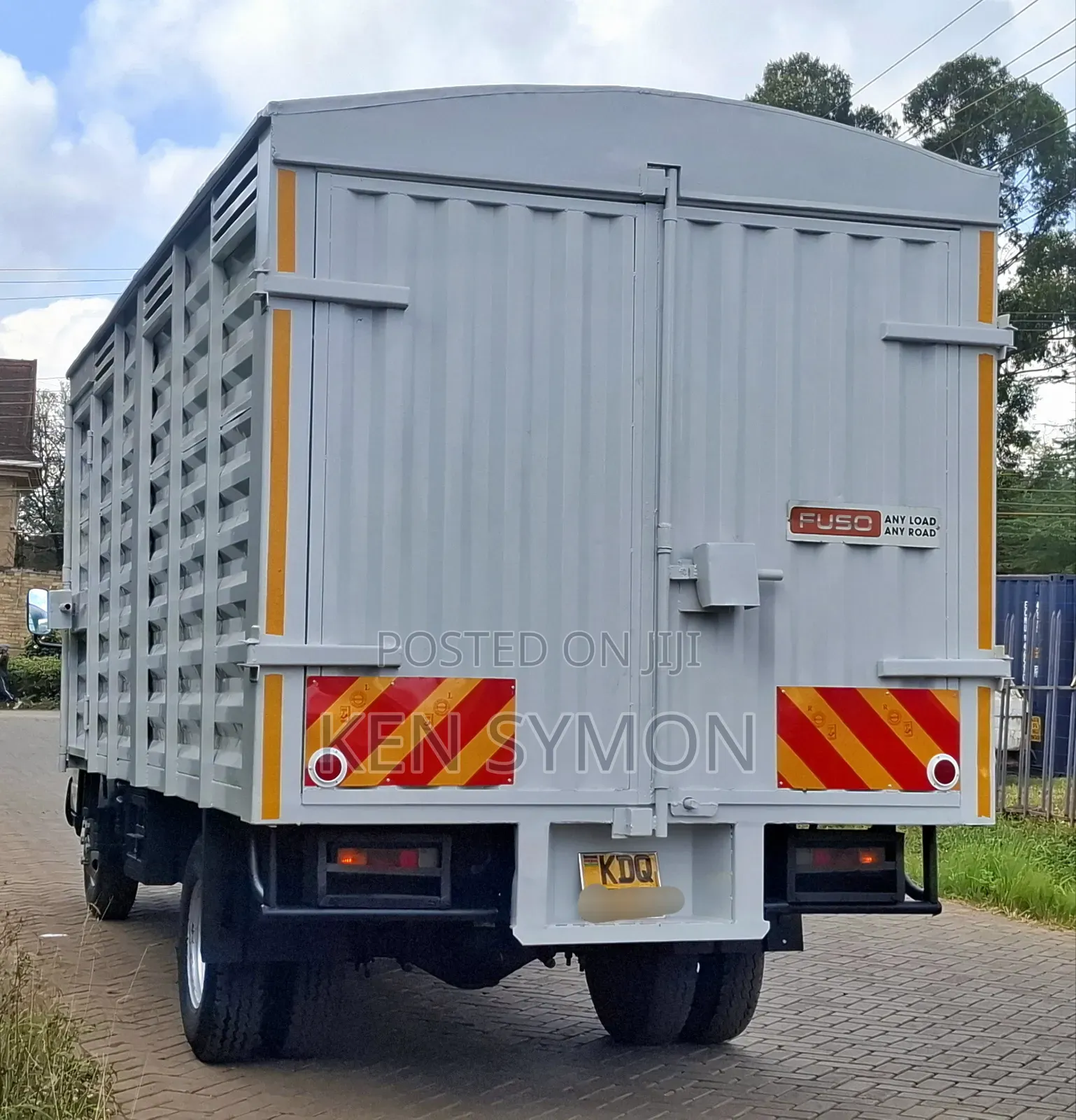 Mitsubishi Fuso Canter