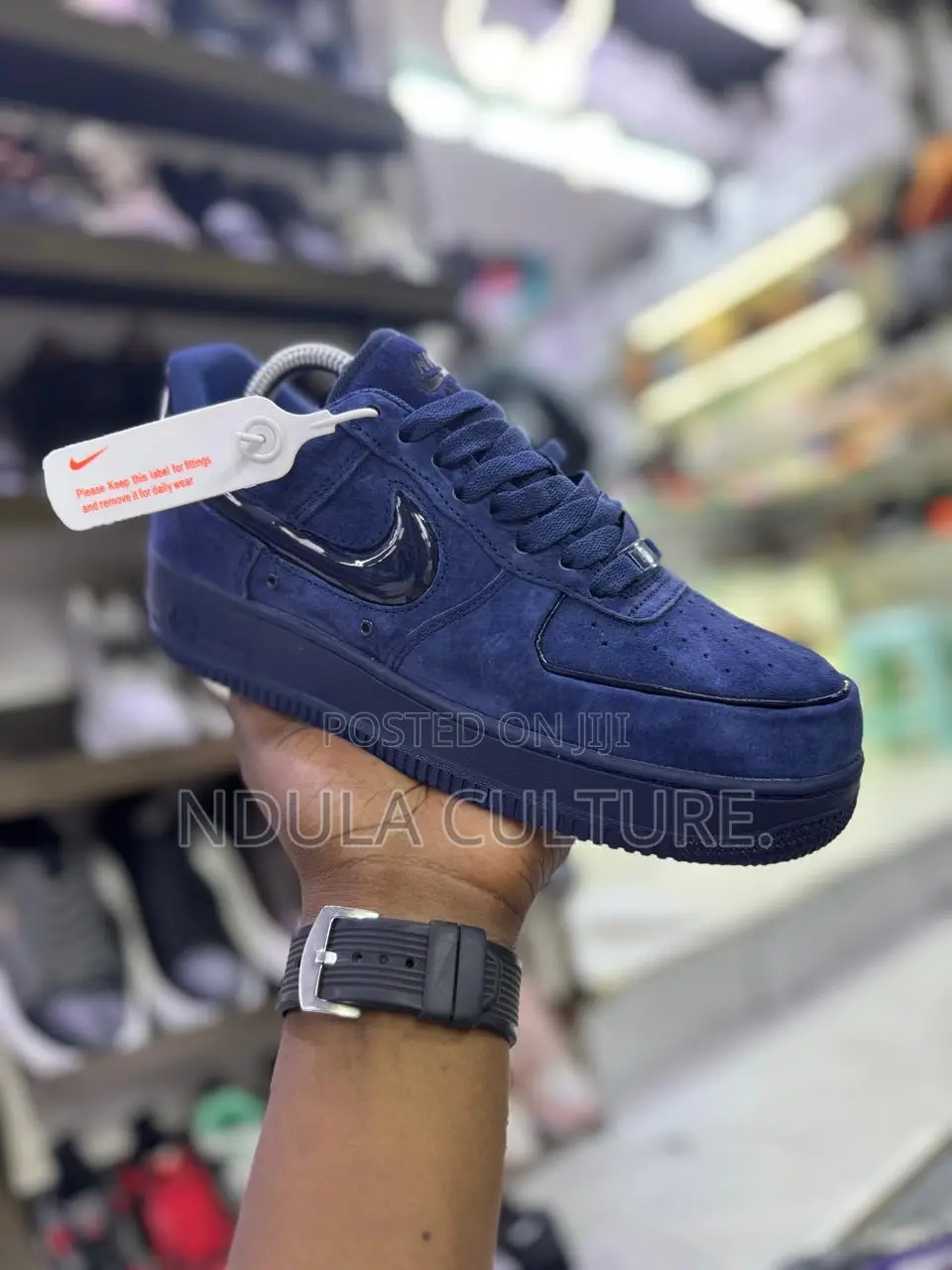 Airforce 1 Velvet Sneakers