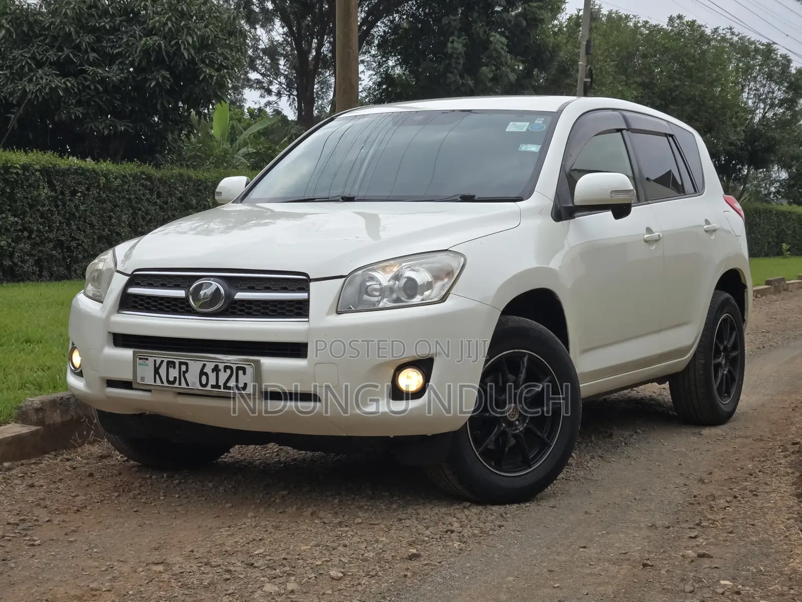 Toyota RAV4 2.5 2012 White