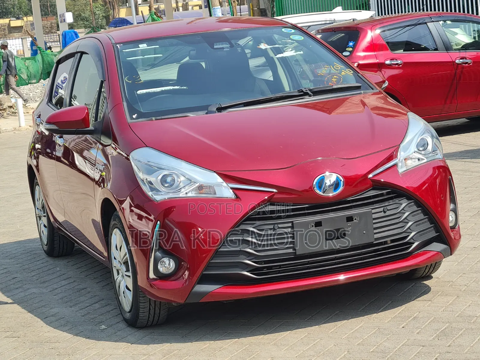 Toyota Vitz 2019 Red