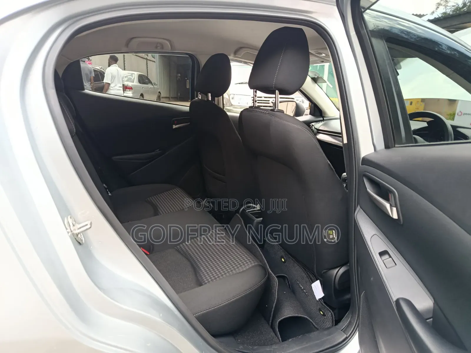 Mazda Demio 2019 Silver