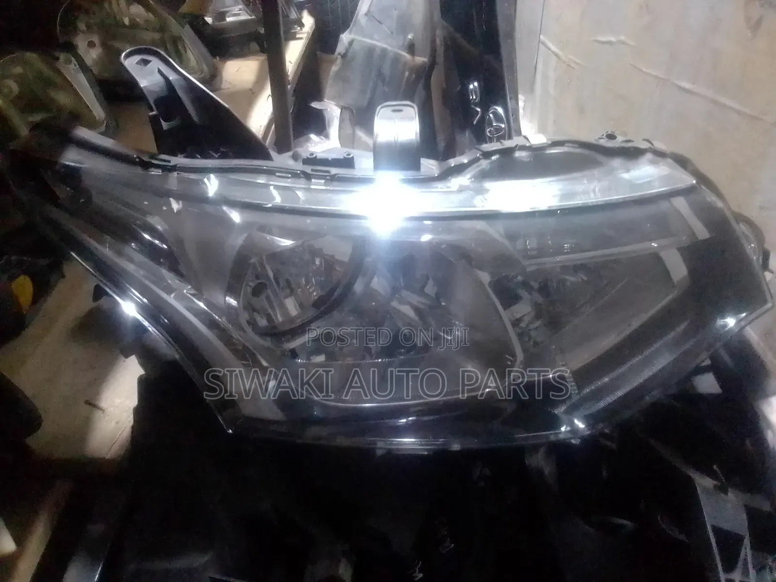 Outlander 2013-2015 Headlight Non Xenon