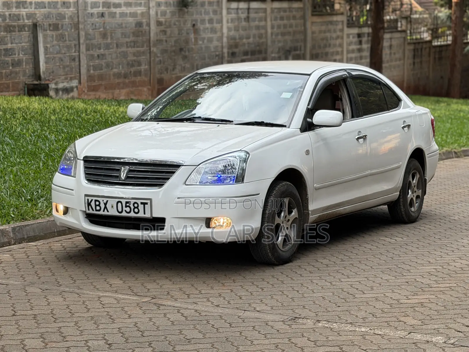 Toyota Premio 2006 White