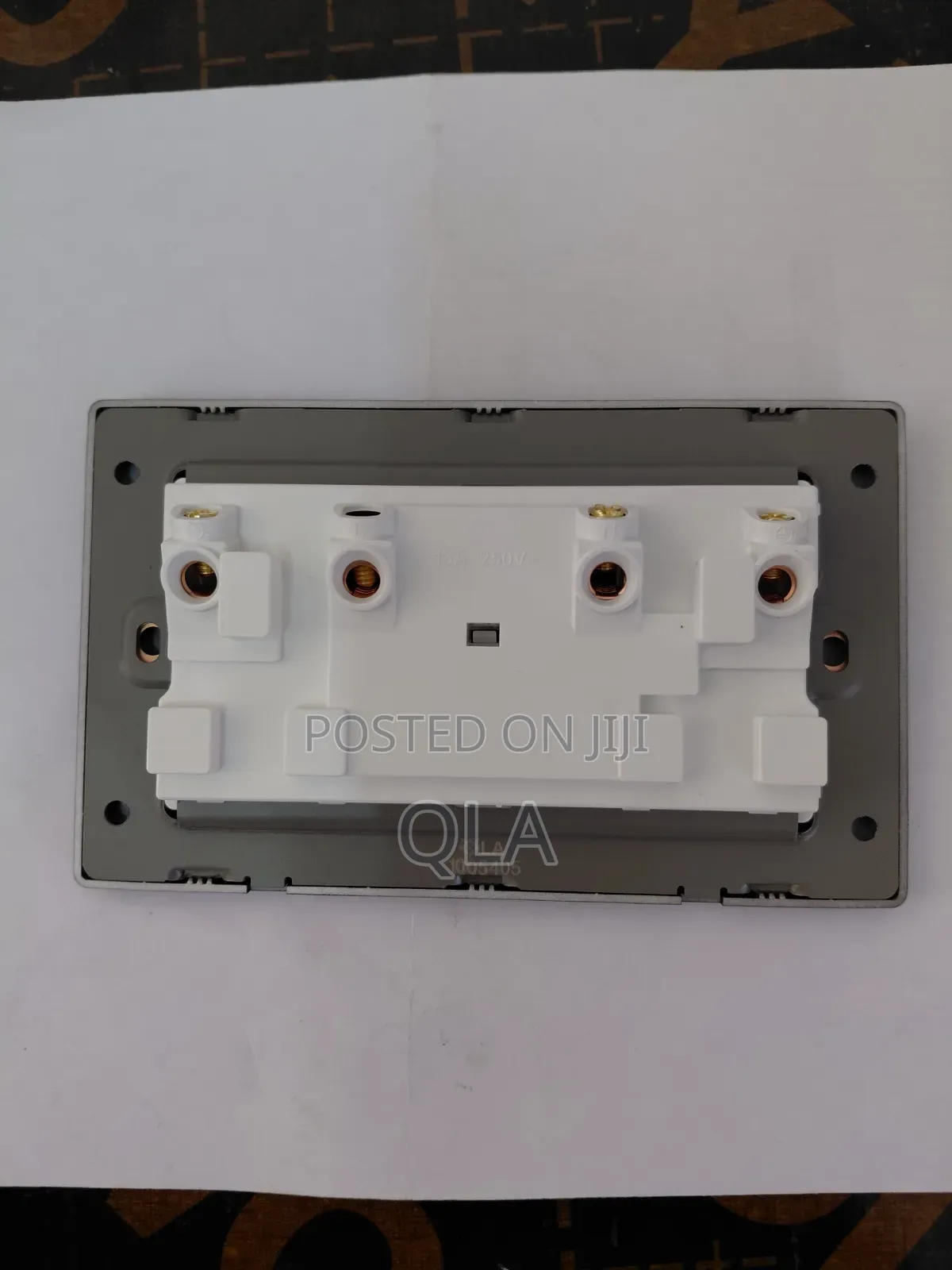 13a 2 Gang Switched Socket Without Neon
