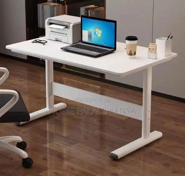 Adjustable Desk: Optimum Height Manual Working Desk With Hand Crank