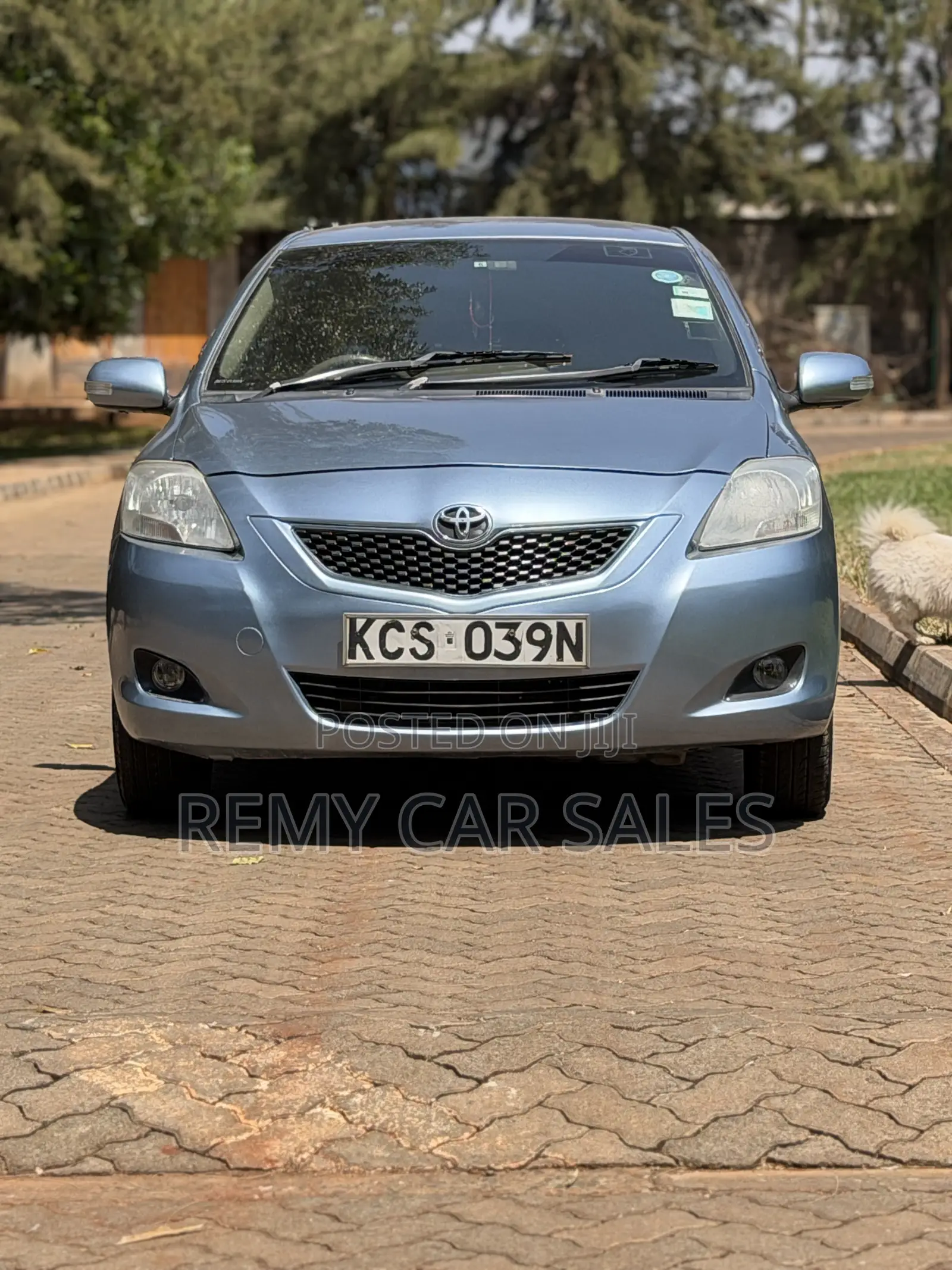 Toyota Belta 2012 Blue