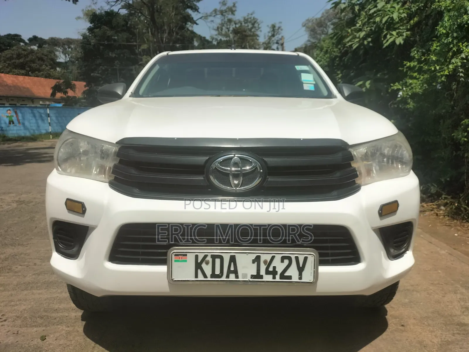 Toyota Hilux 2019 White