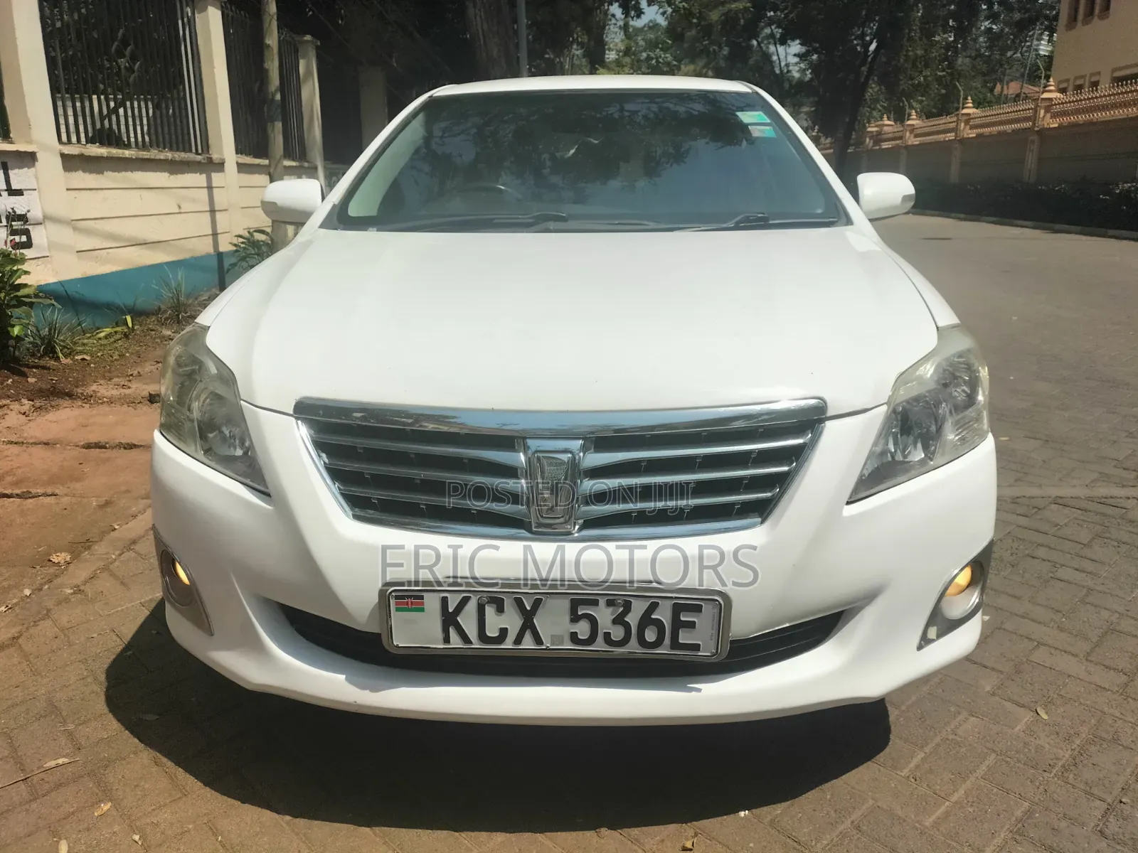 Toyota Premio 2012 White