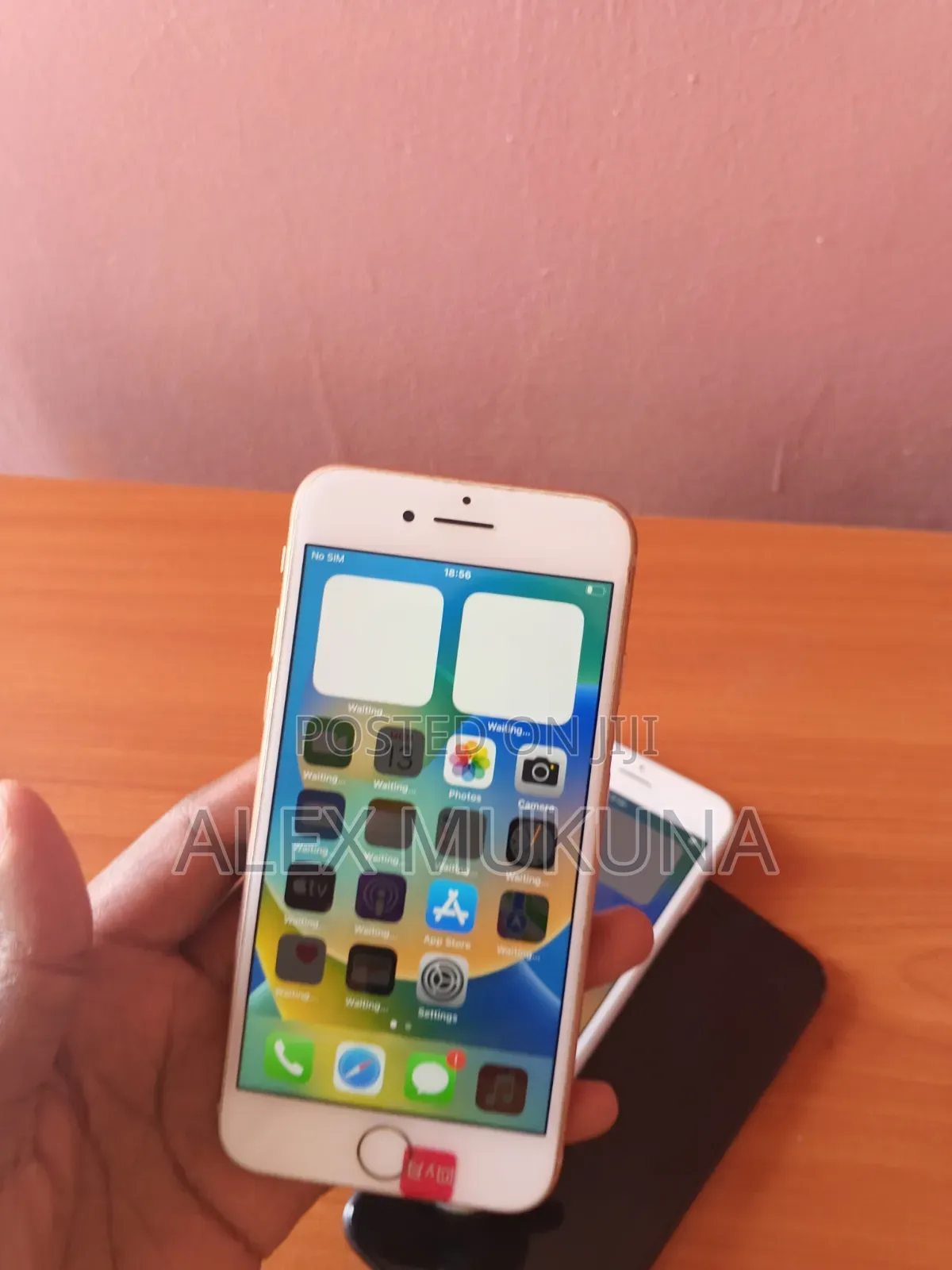Apple iPhone 8 Plus 64 GB Black