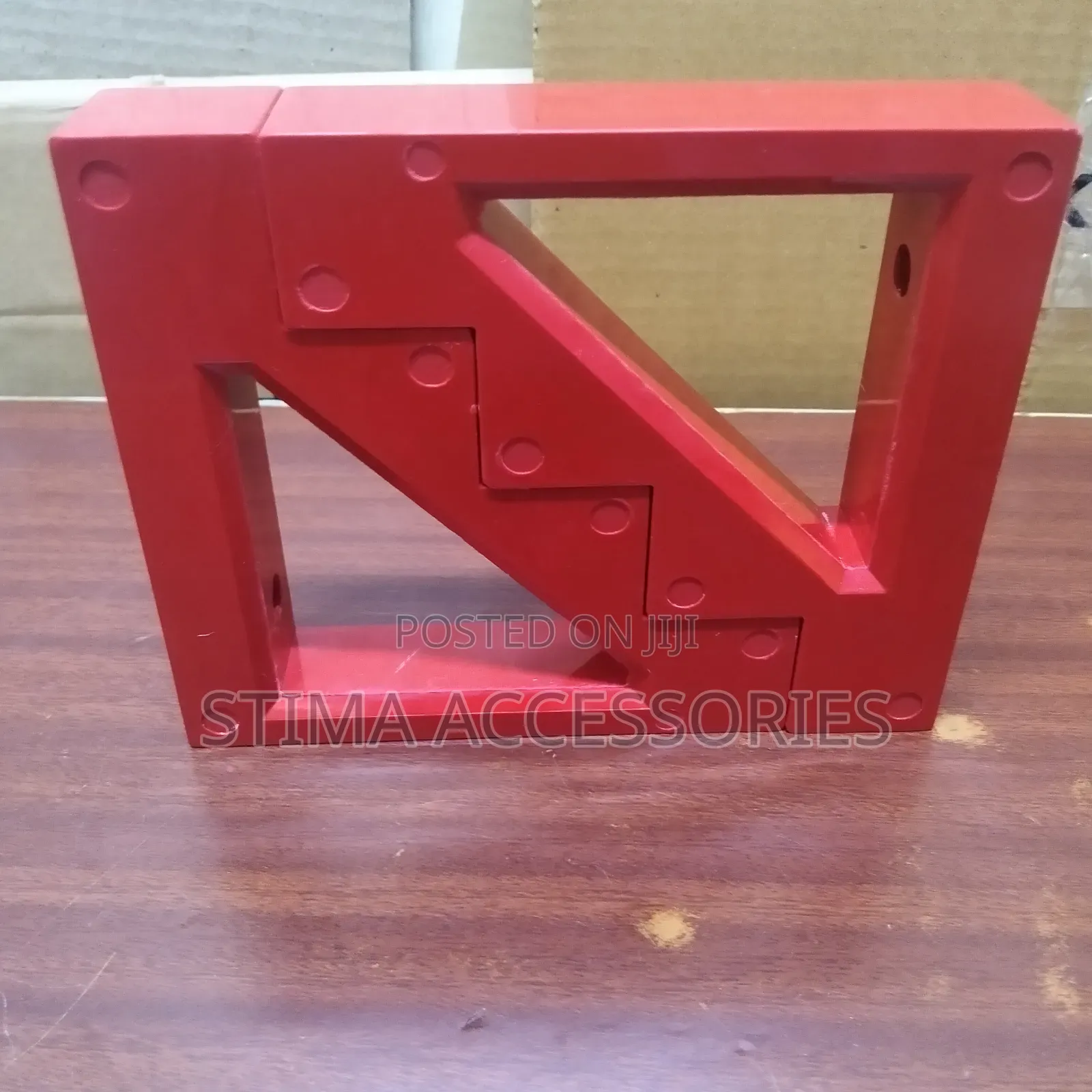Stepped Busbar Support Insulator (4-30)