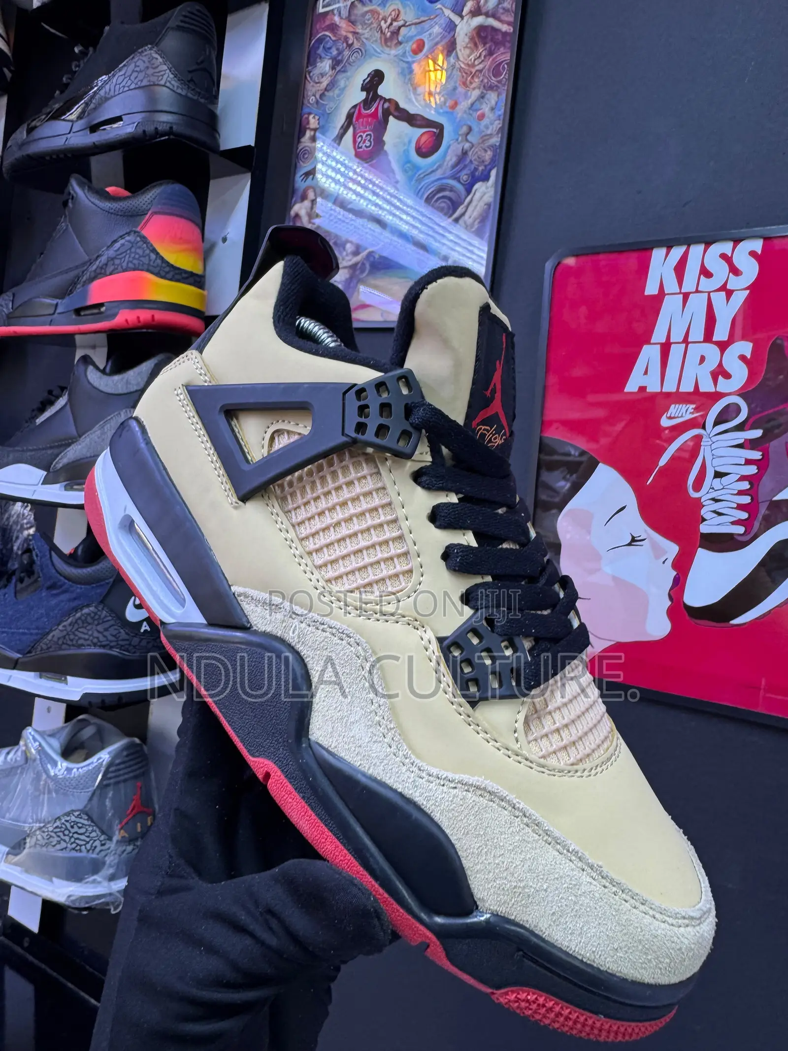 Jordan 4 Retro