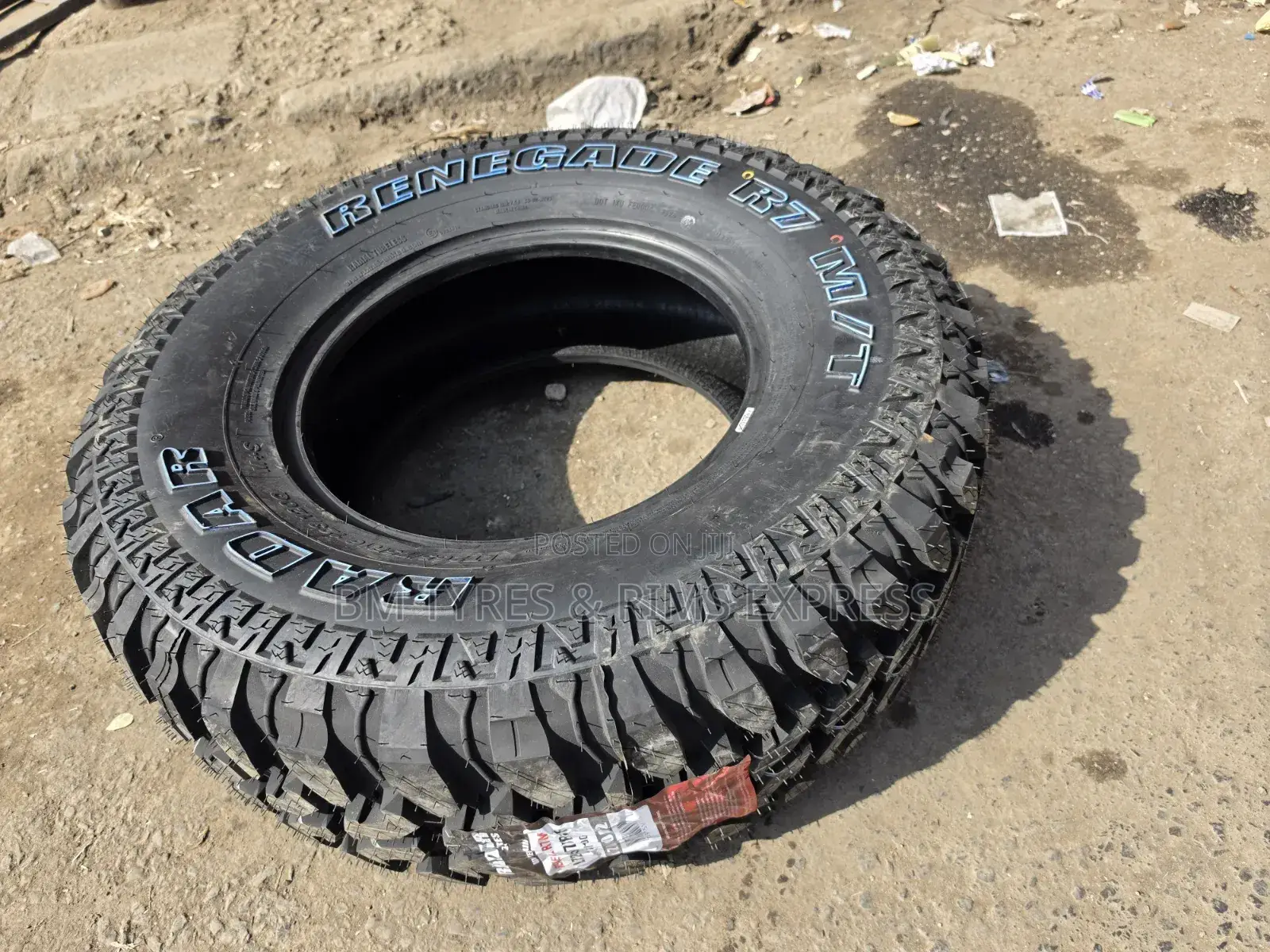 265 /75 R16 Radar Tires (Mud Terrain)
