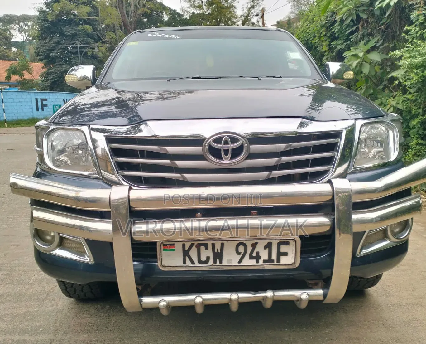 Toyota Hilux 2012 Black