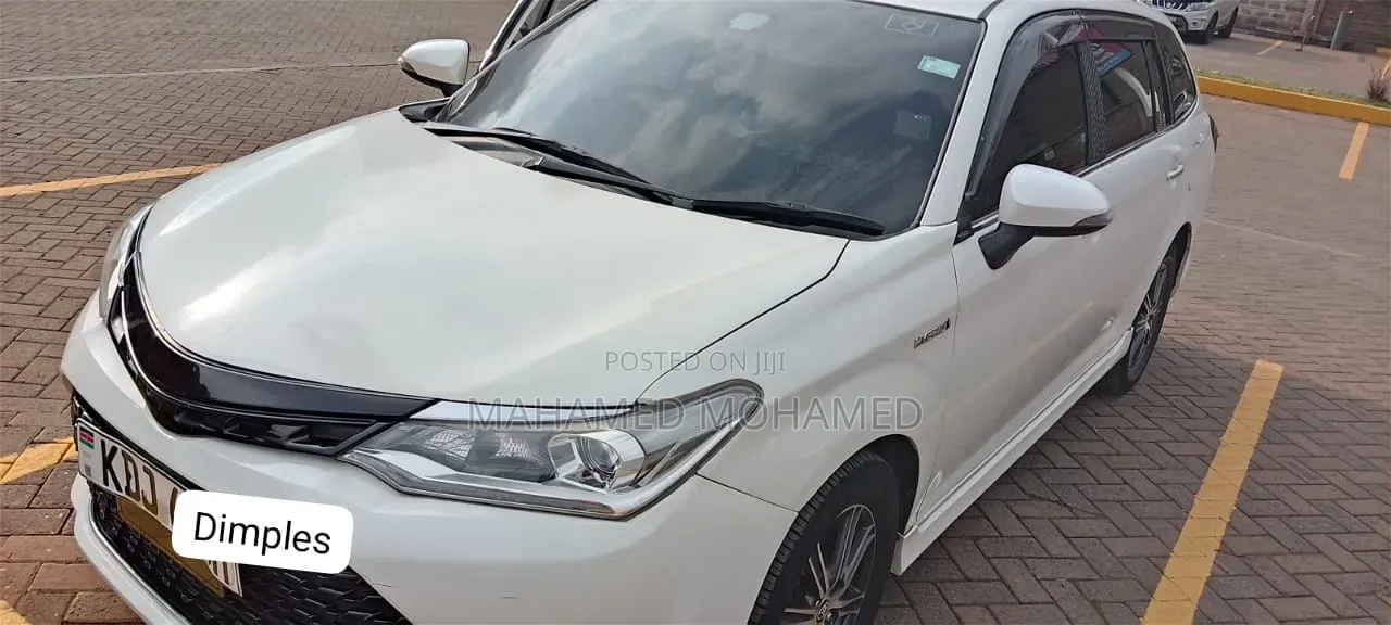 Toyota Corolla Fielder 2015 White