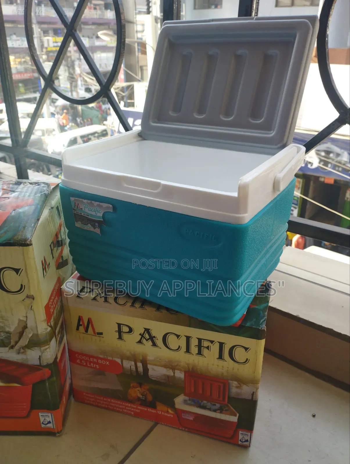 4.5l Pacific Cooler Box