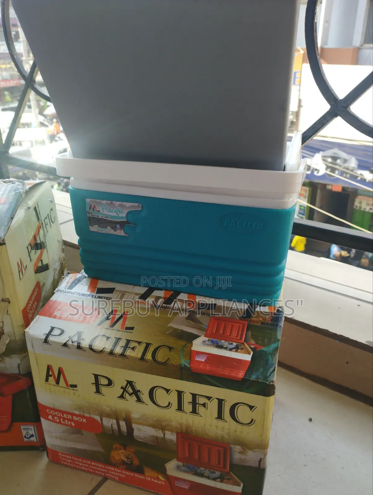 4.5l Pacific Cooler Box