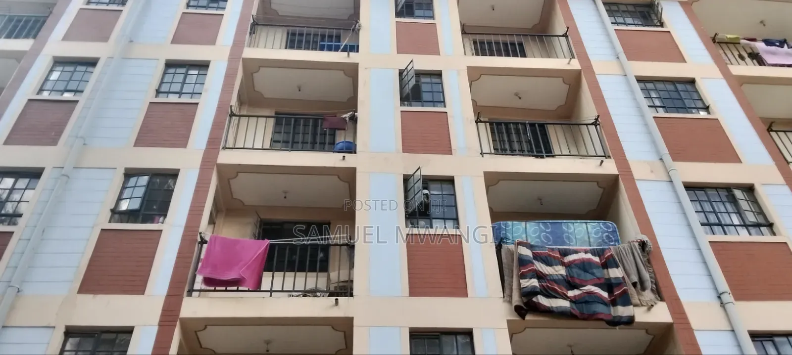 2bdrm Block of Flats in South B for sale