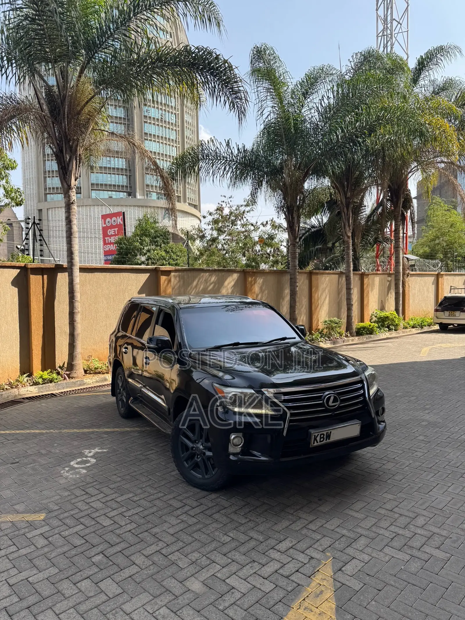 Lexus LX 570 2012 Black