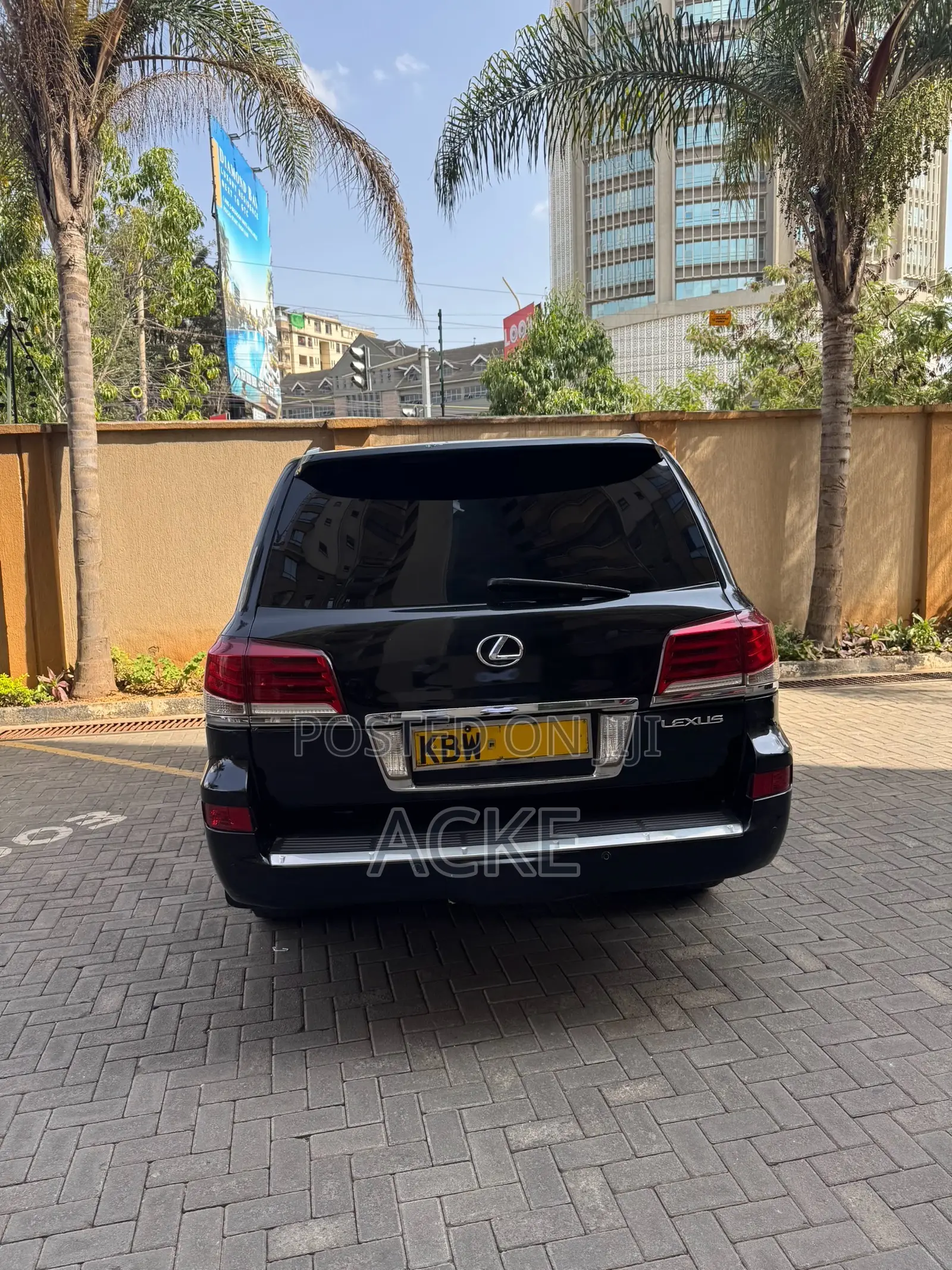 Lexus LX 570 2012 Black