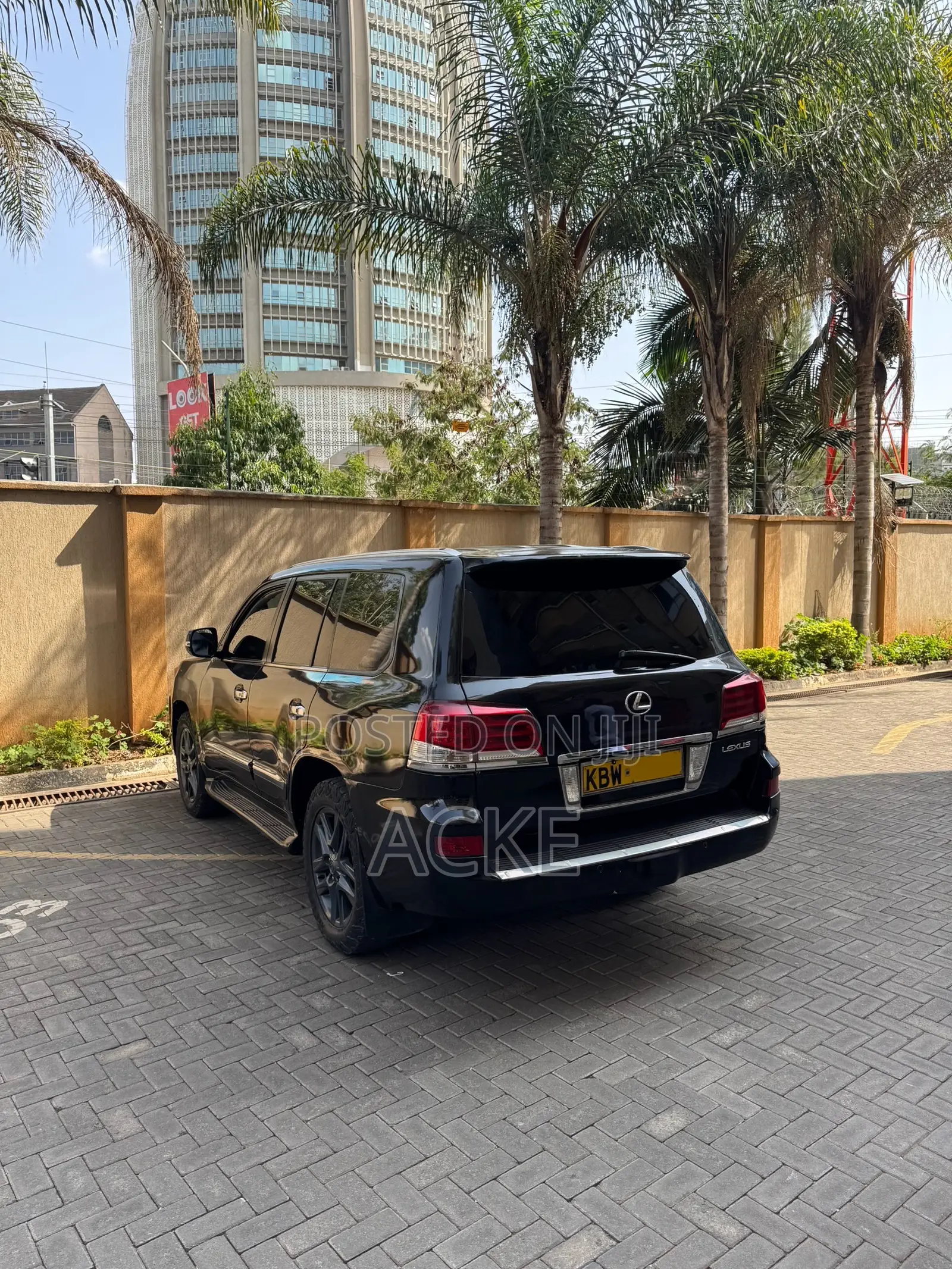 Lexus LX 570 2012 Black