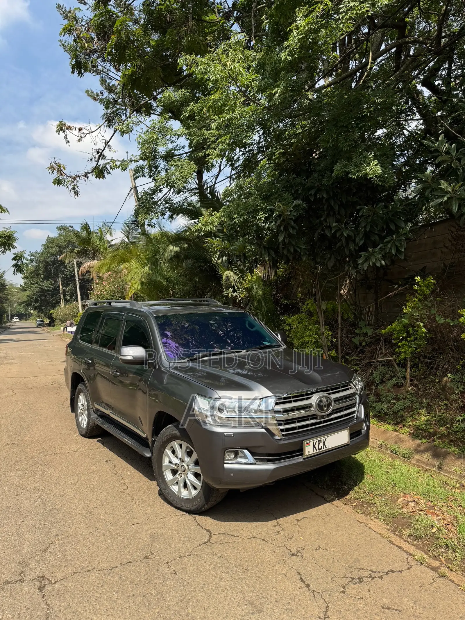 Toyota Land Cruiser 2016 Gray