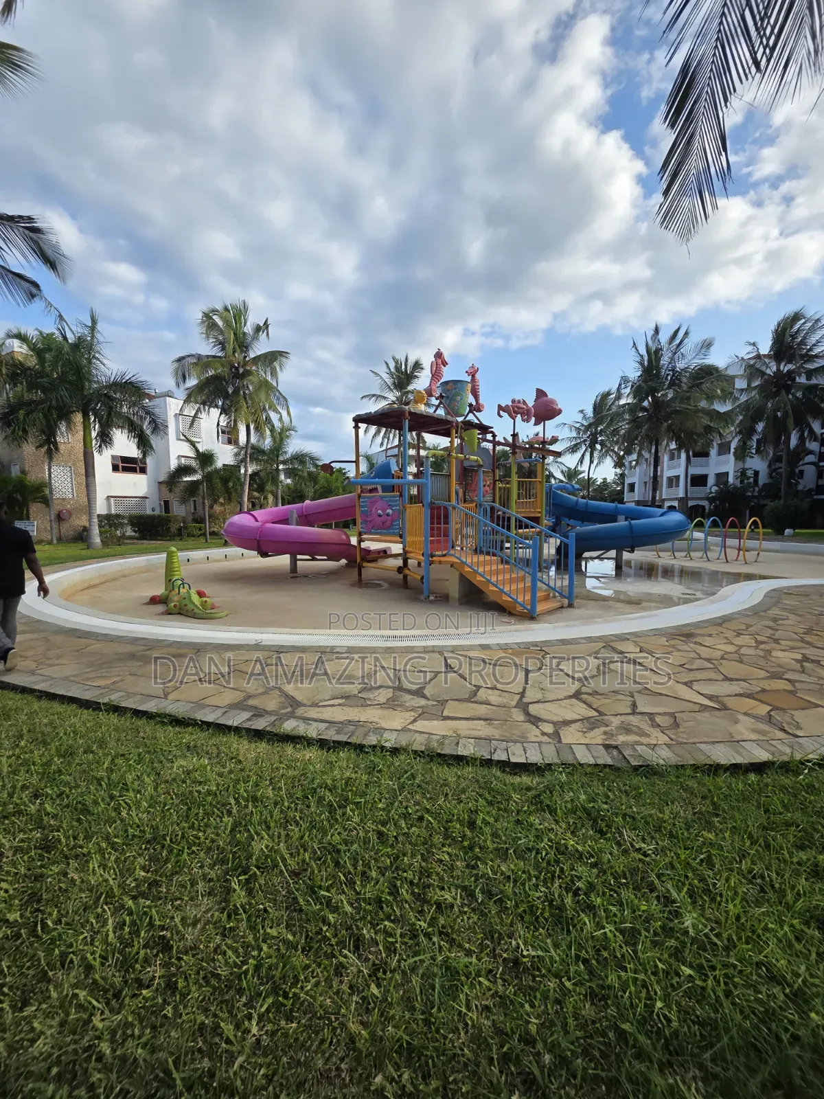 3bdrm Apartment in Kikambala Beachfront for sale