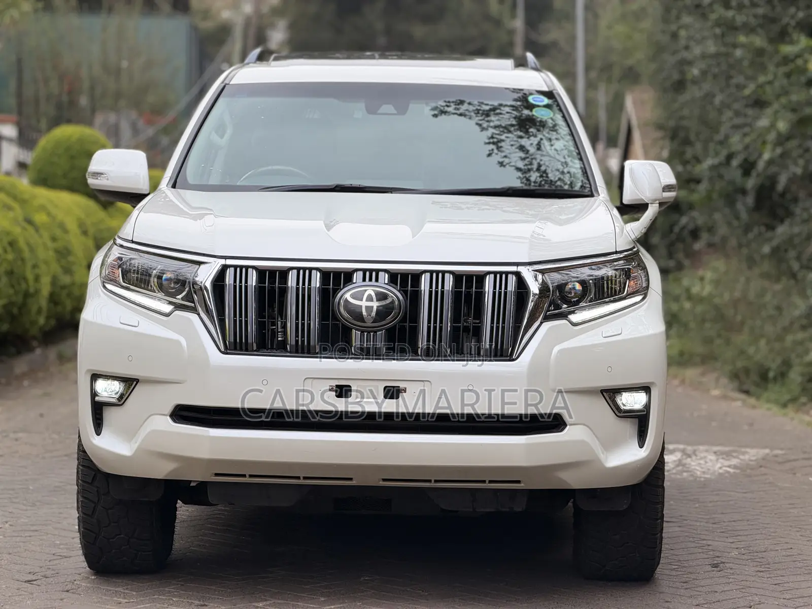 Toyota Land Cruiser Prado 2.8 2019 White