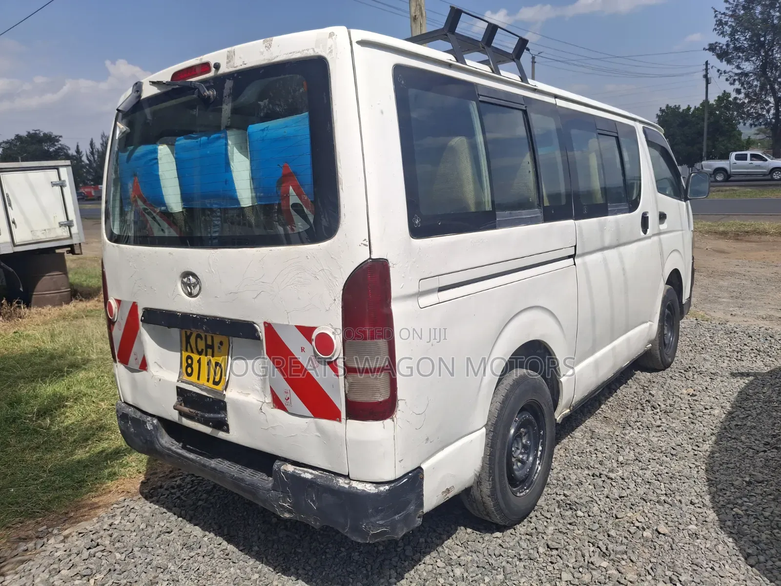 Toyota HiAce 2009 White