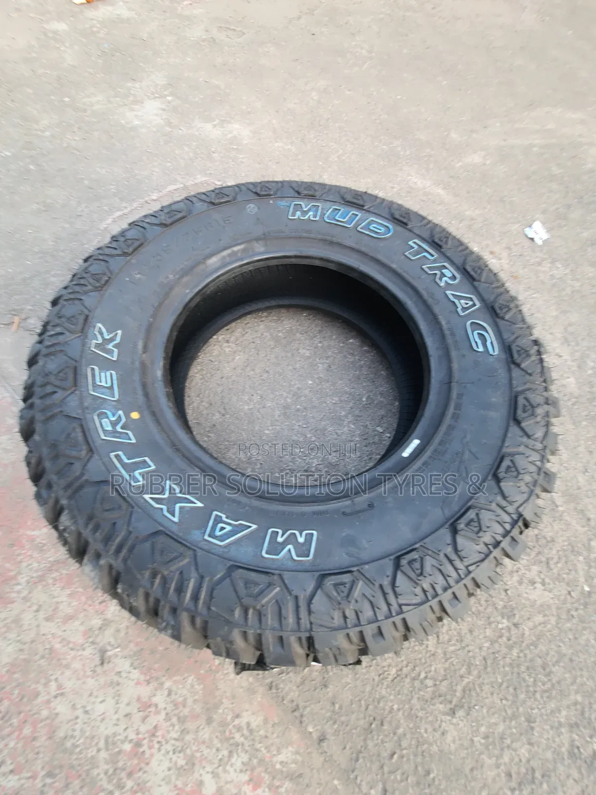 LT 235 /75 R15 Maxtrek Tyres Mud-Truck 6pr
