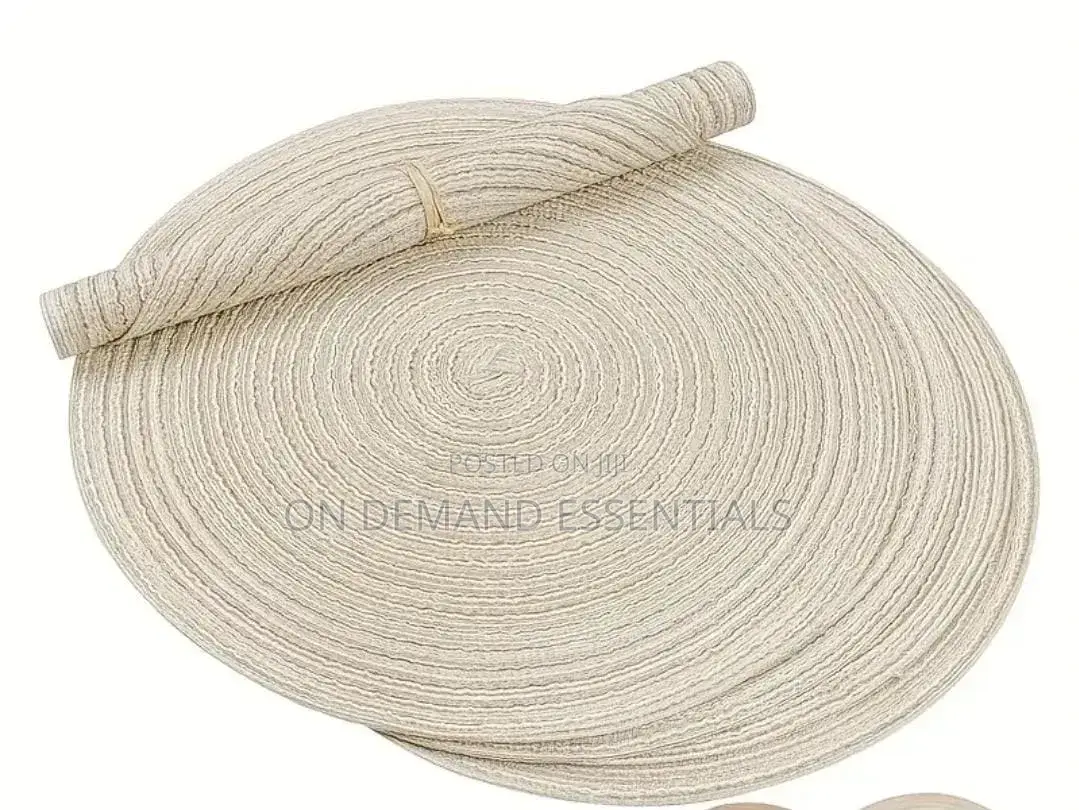 Elegant Round Woven Placemats Durable Washable