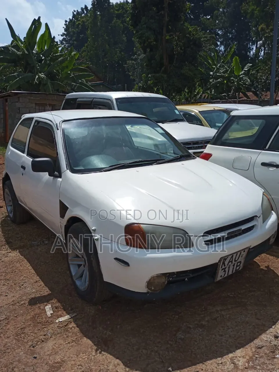Toyota Starlet 1998 White