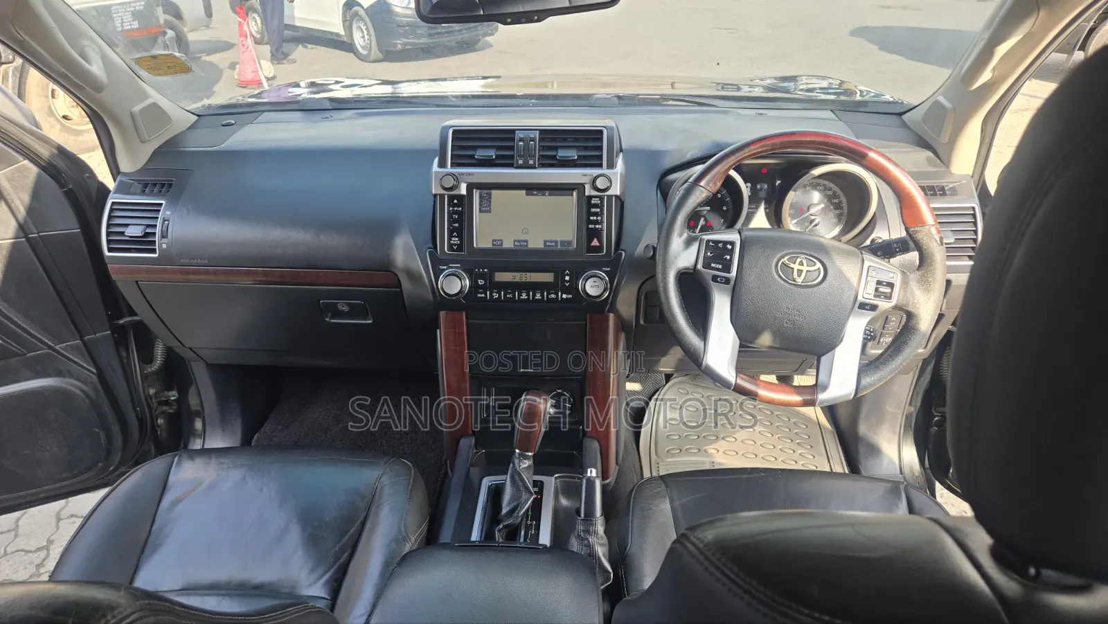 Toyota Land Cruiser Prado 2014 Black
