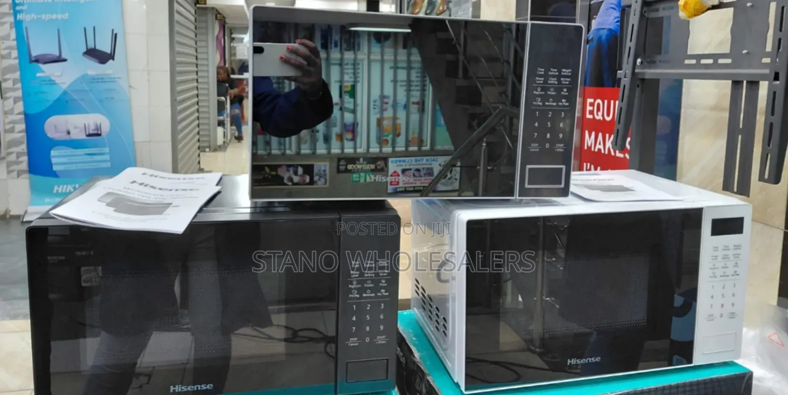 Brand New Hisense Digital Microwave.