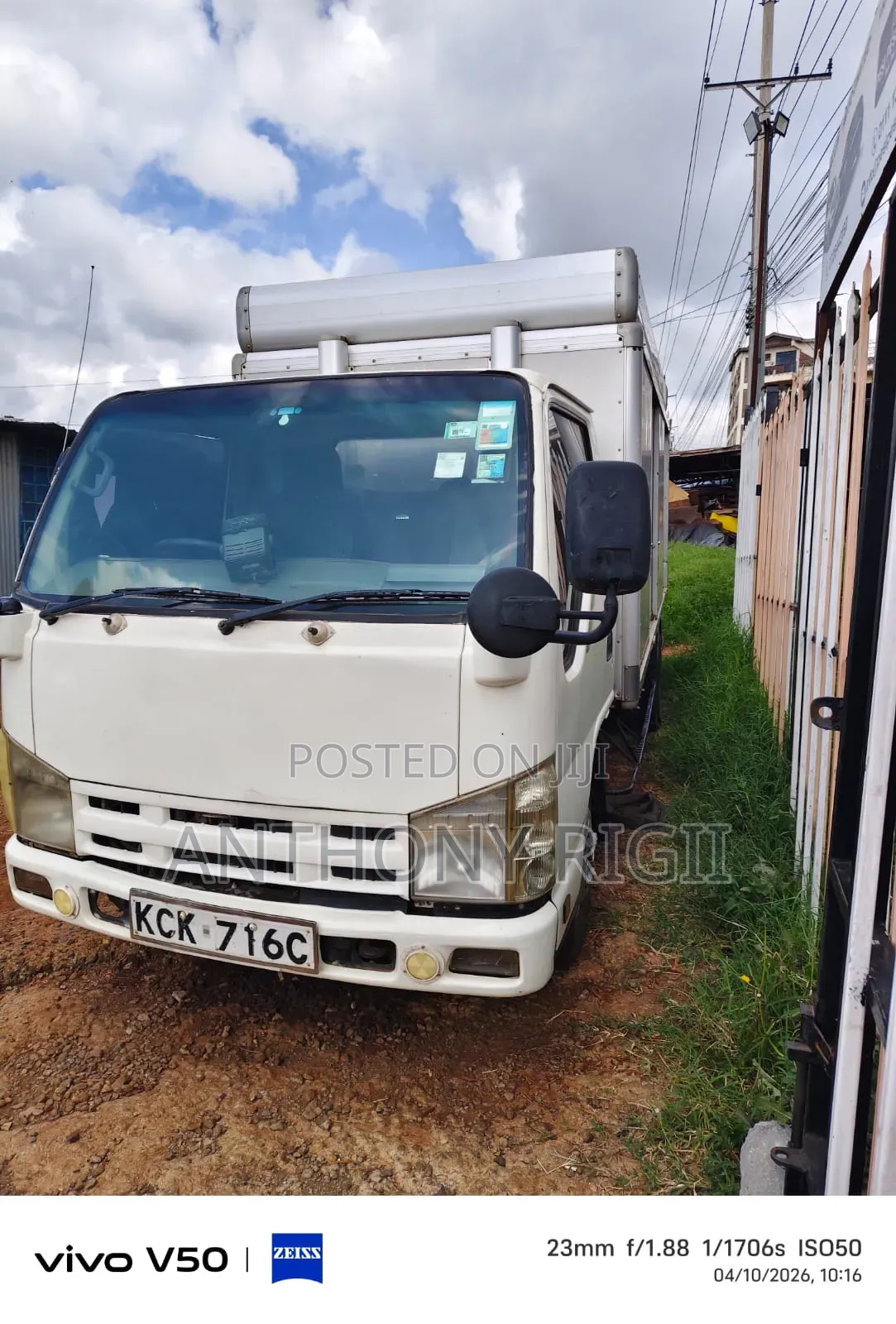 2010 Isuzu NPR – Manual | Diesel | Excellent Condition