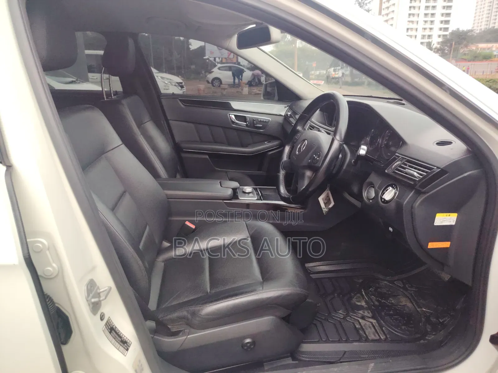 Mercedes-Benz E300 2009 White
