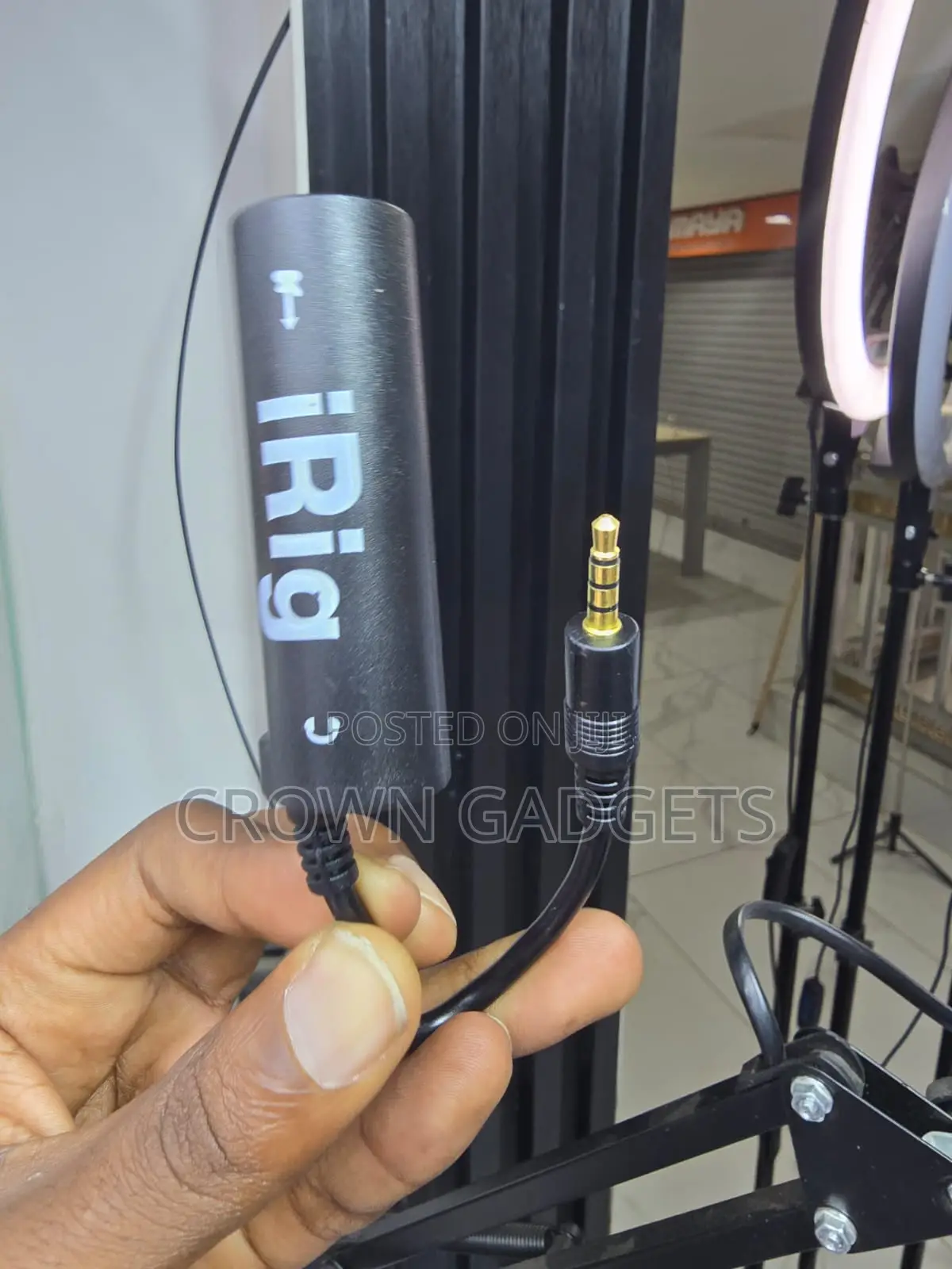 iRig Guitar Audio Interface 1/4 Inch to 3.5mm Adapter