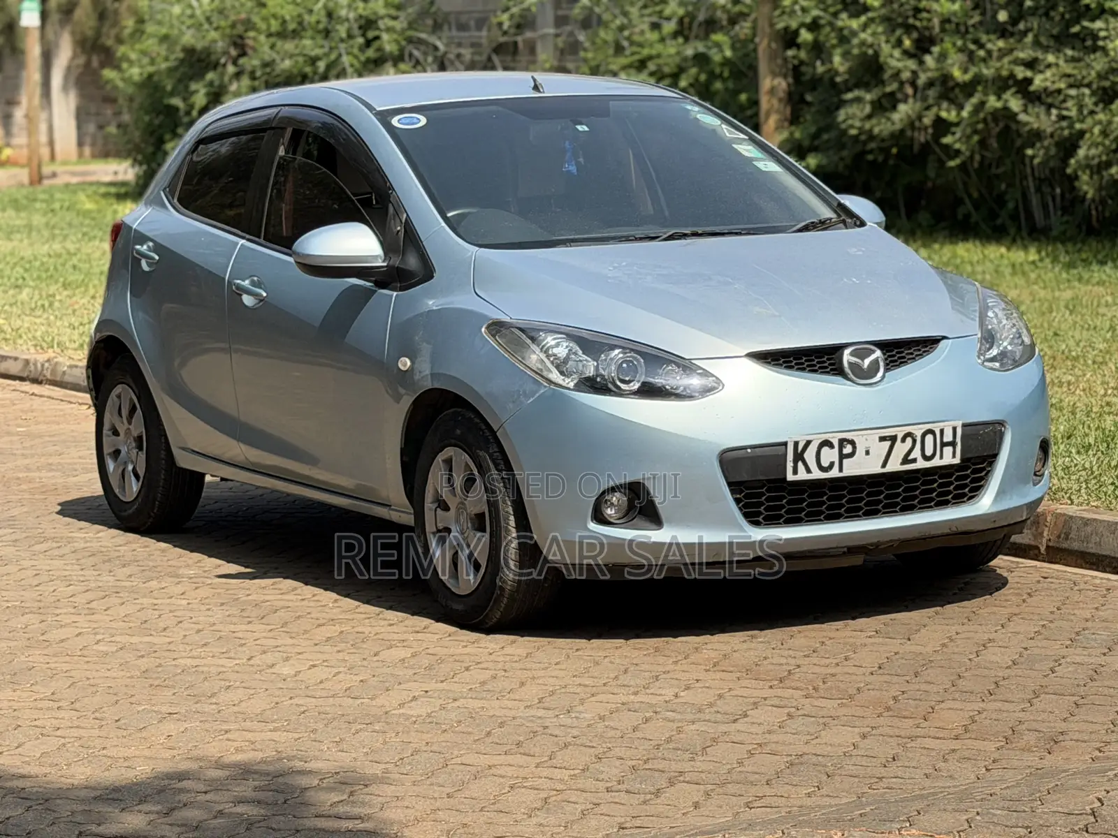 Mazda Demio 2011 Blue
