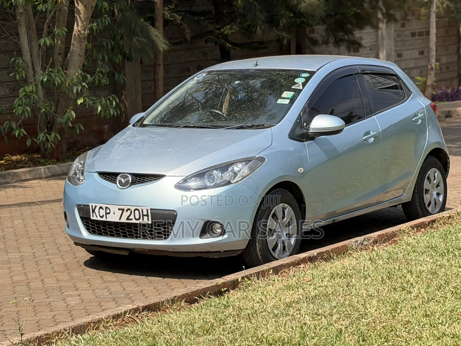 Mazda Demio 2011 Blue