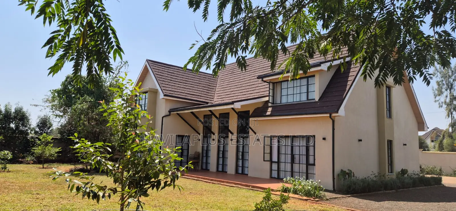 3bdrm House in Kays, Kenyatta Road / Theta for rent