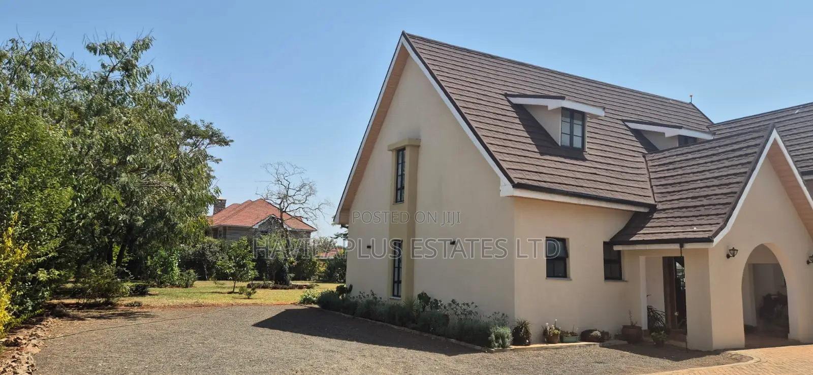3bdrm House in Kays, Kenyatta Road / Theta for rent