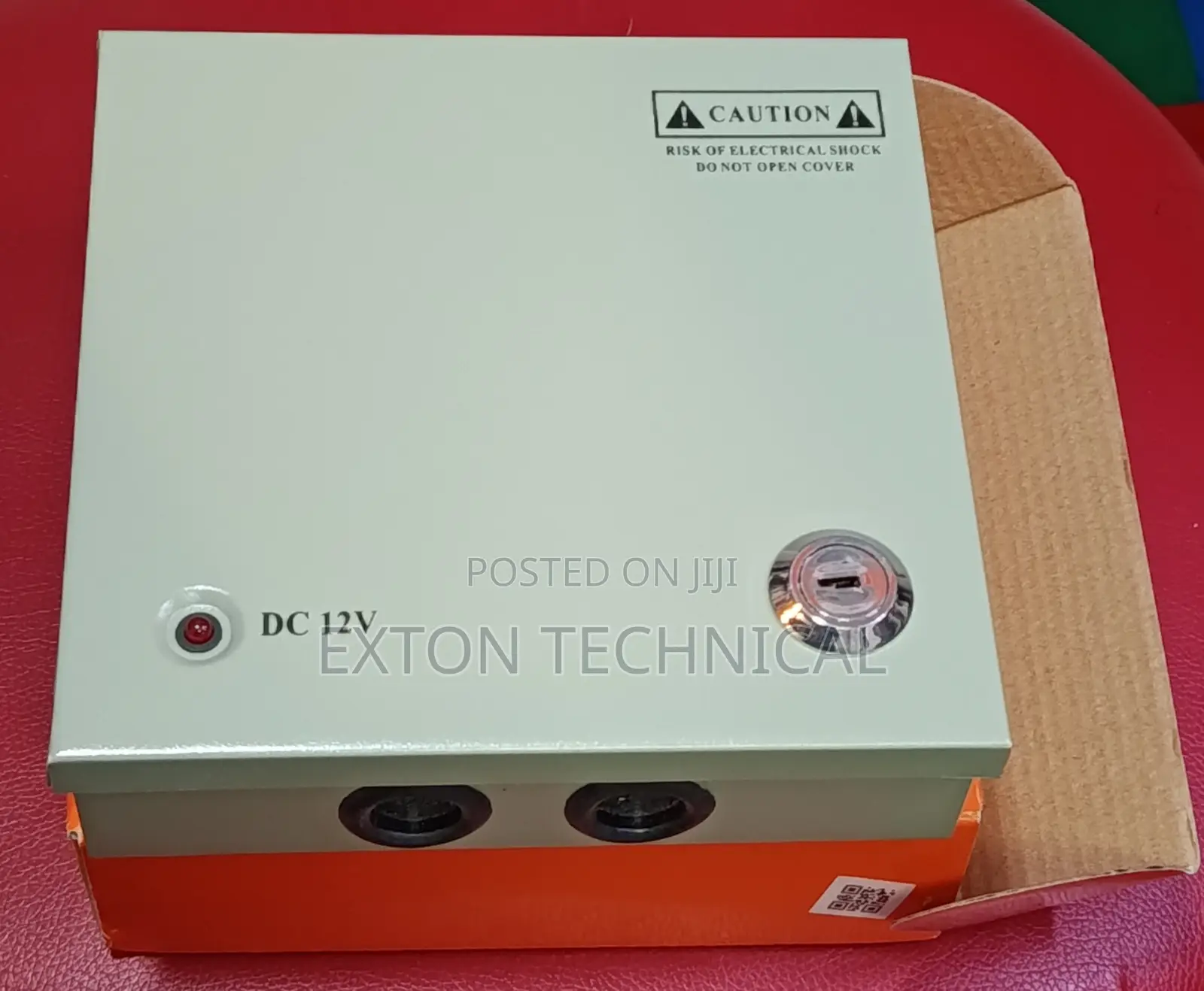 100-240v AC Universal Power Supply
