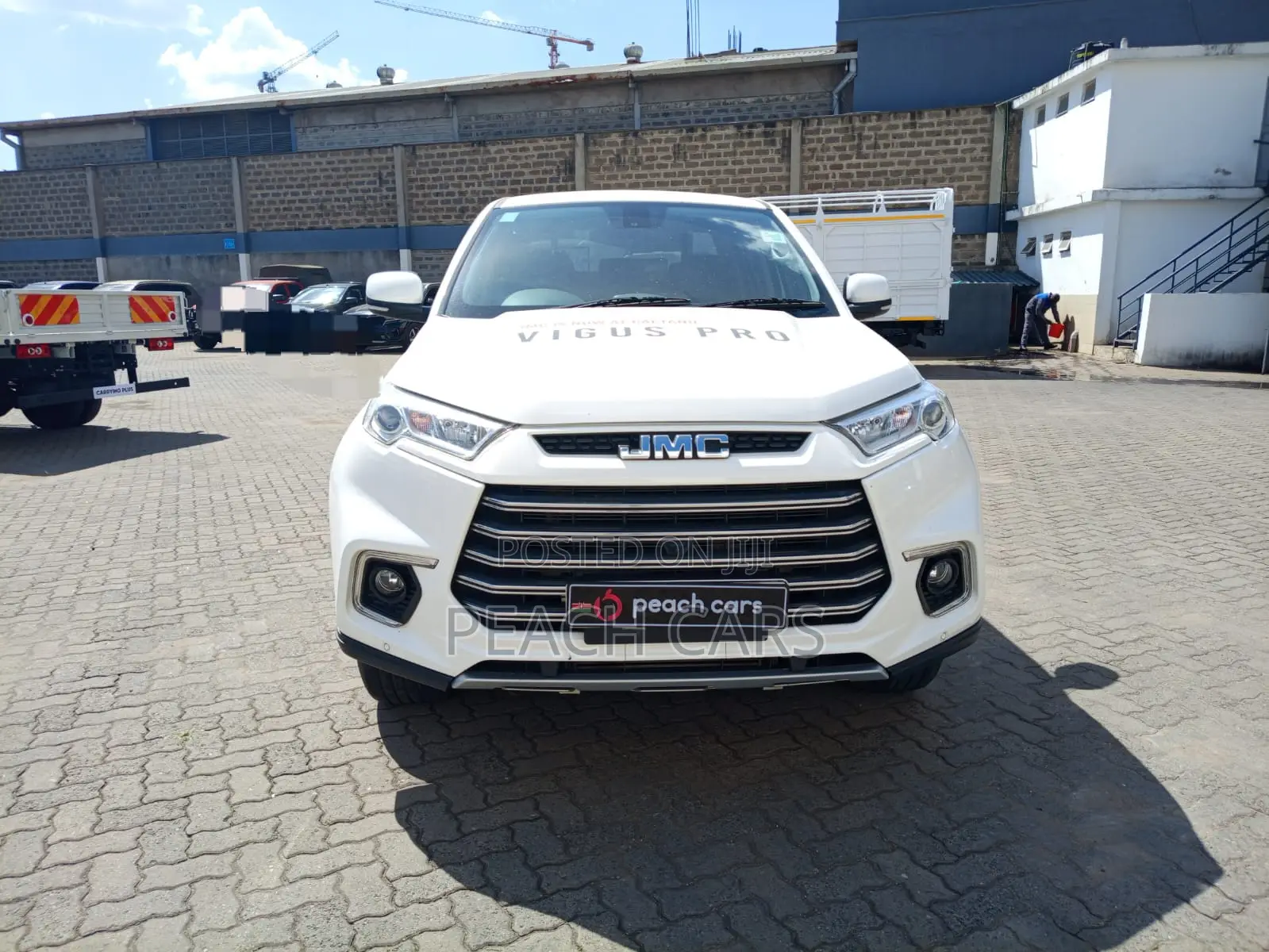 JMC Vigus 2024 White