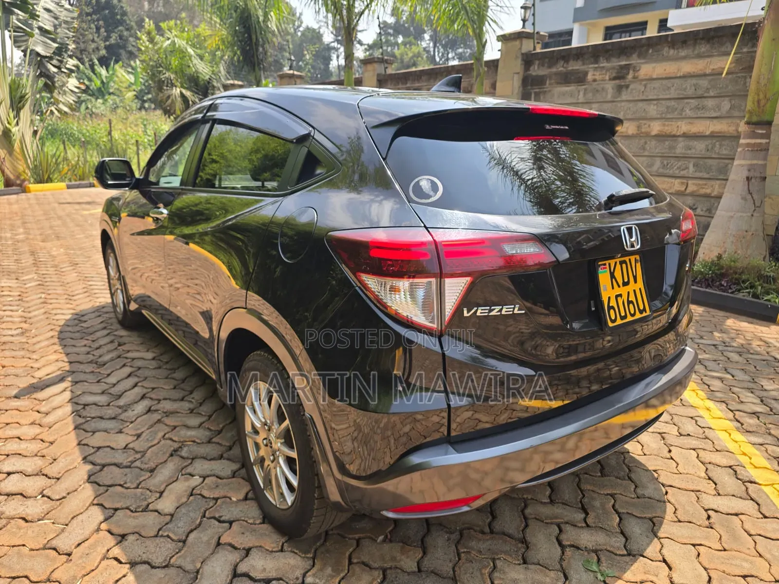 Honda Vezel 2018 Black