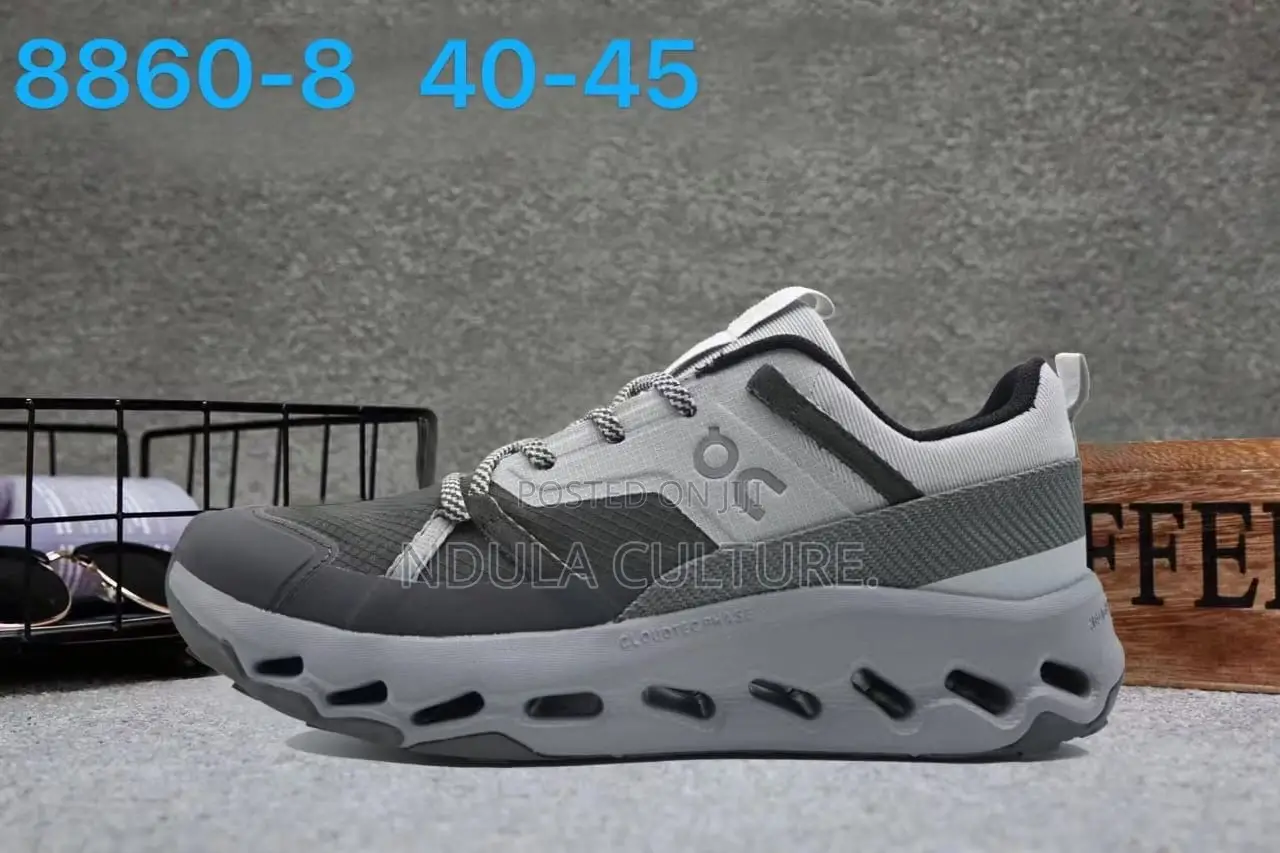 On Running Cloudhorizon Waterproof Sneakers