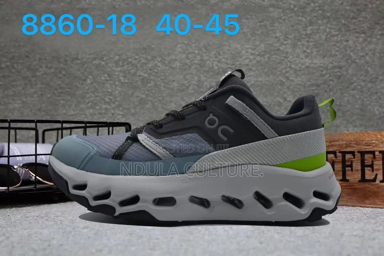 On Running Cloudhorizon Waterproof Sneakers