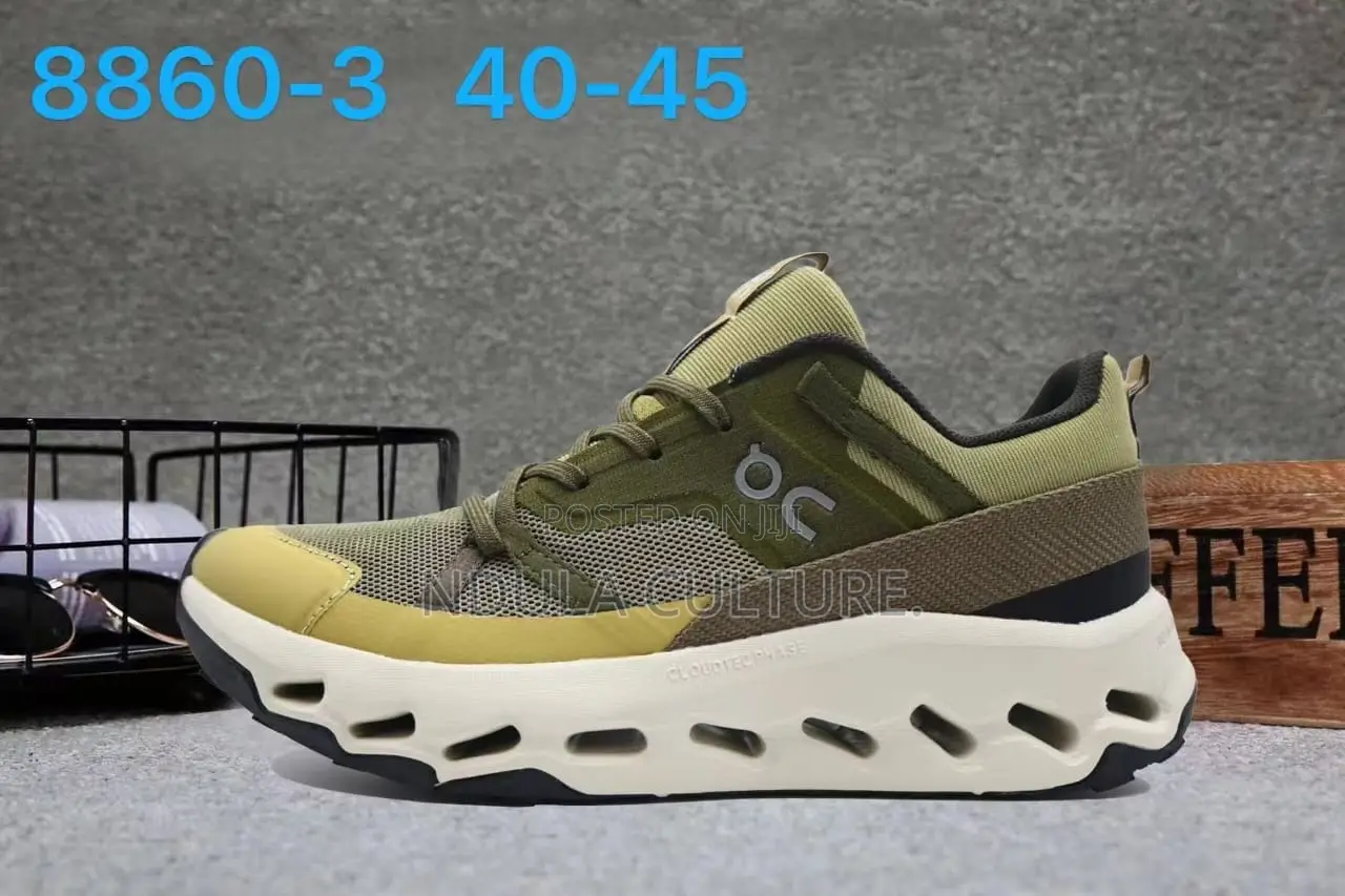 On Running Cloudhorizon Waterproof Sneakers