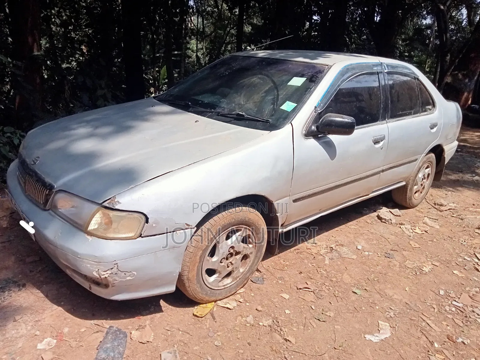 Nissan Sunny 1997 Silver